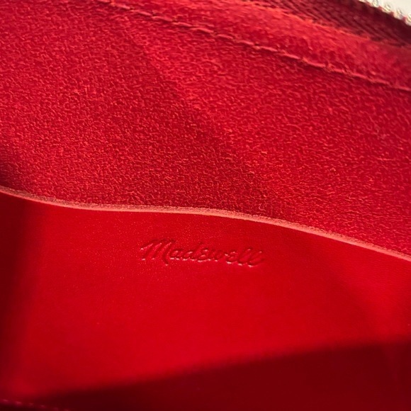 Madewell Essential Sling Crescent Leather Bag - Red - Picture 6 of 6